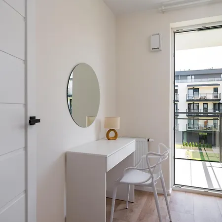 Praga Poludnie 2-Bedroom Apartment Warsaw Exterior photo