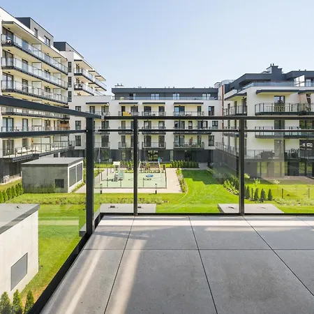 Praga Poludnie 2-Bedroom Apartment Warsaw Exterior photo