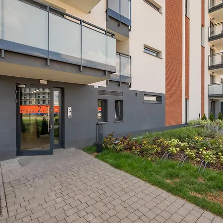 Praga Poludnie 2-Bedroom Apartment Warsaw Exterior photo