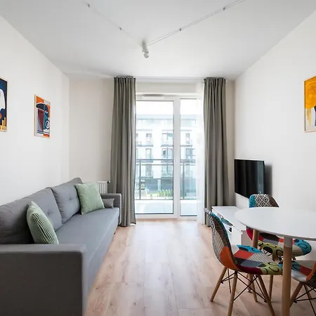 Praga Poludnie 2-Bedroom Apartment Warsaw Exterior photo